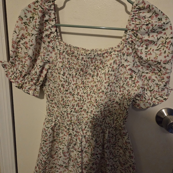 Shein Cottagecore Floral Puff Sleeve Smocked Top - Picture 2 of 6